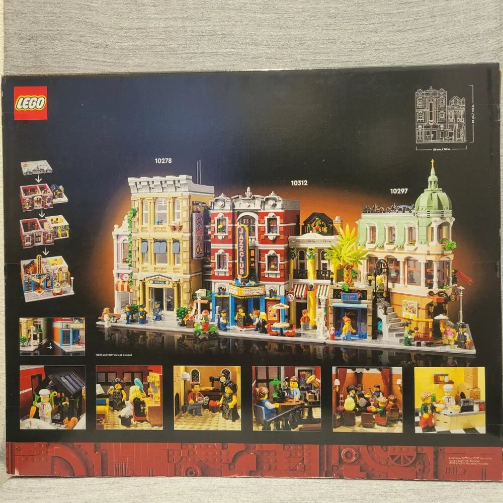 Lego icons their buildings
